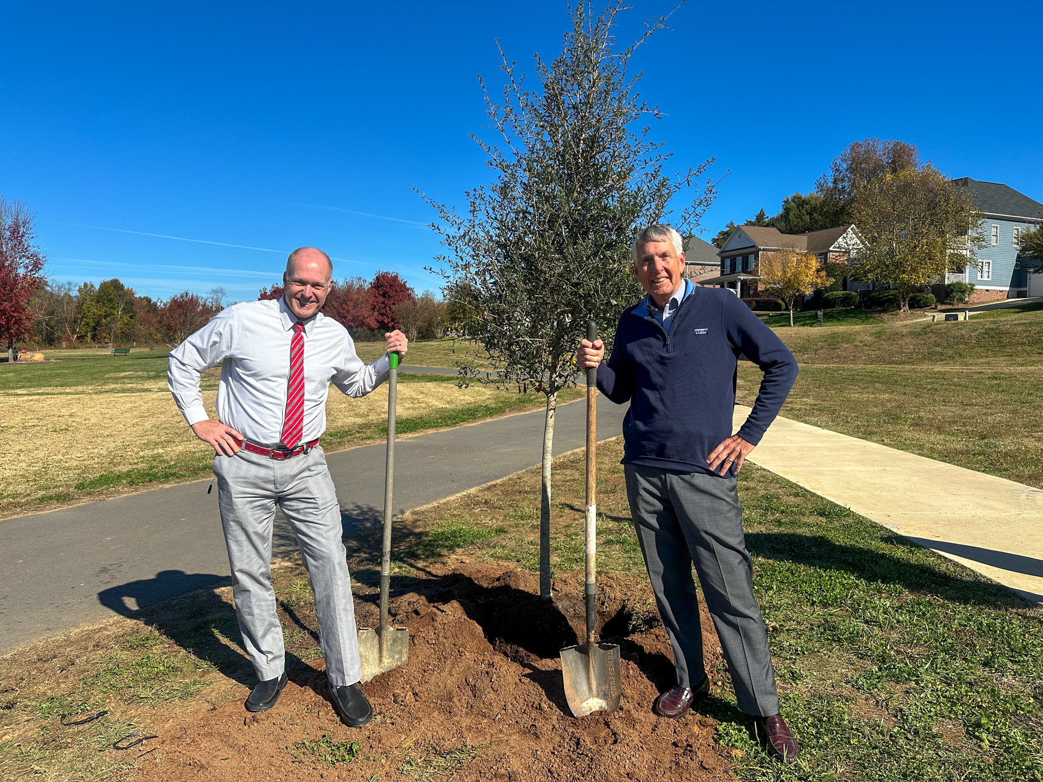 City Manager Lloyd Payne and Mayor Bill Dusch Plant an Oak Tree at Dorton Park